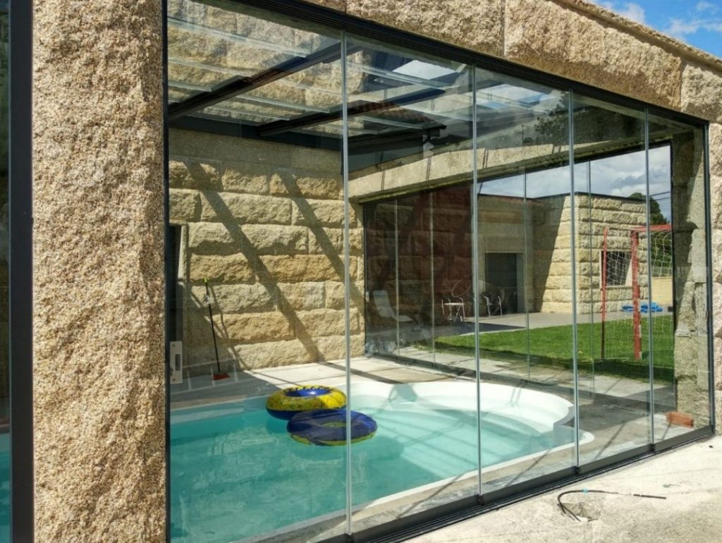 Cortinas de cristal de calidad en Alicante